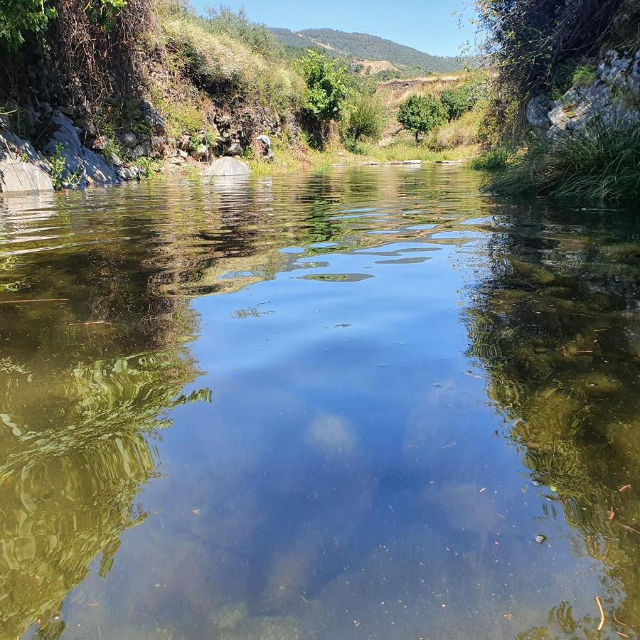 Alojamientos Rurales Hurdes Altas - La Antigua Guarderia Casares de las Hurdes Exterior foto